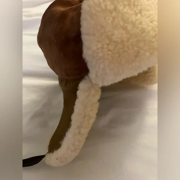 Vintage Hatters and Millinery Workers Union Leather & Sherling Flap Hat - Picture 3 of 10